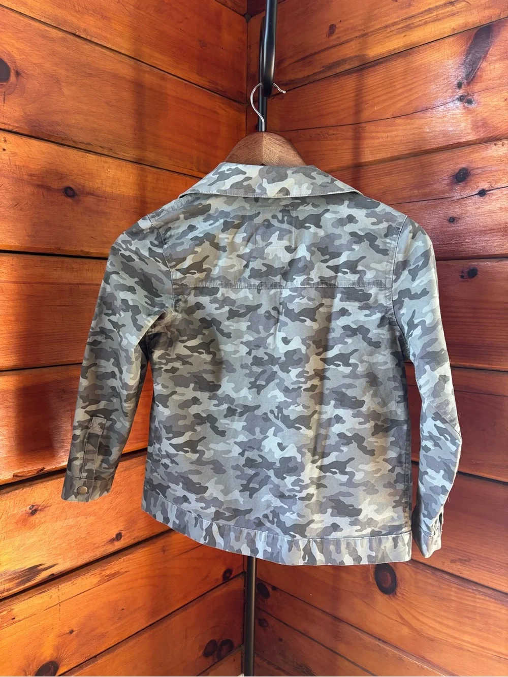 Cat & Jack Girls Gray Camo Utility Jacket Snap Front Cotton Stretch Size S 6/7